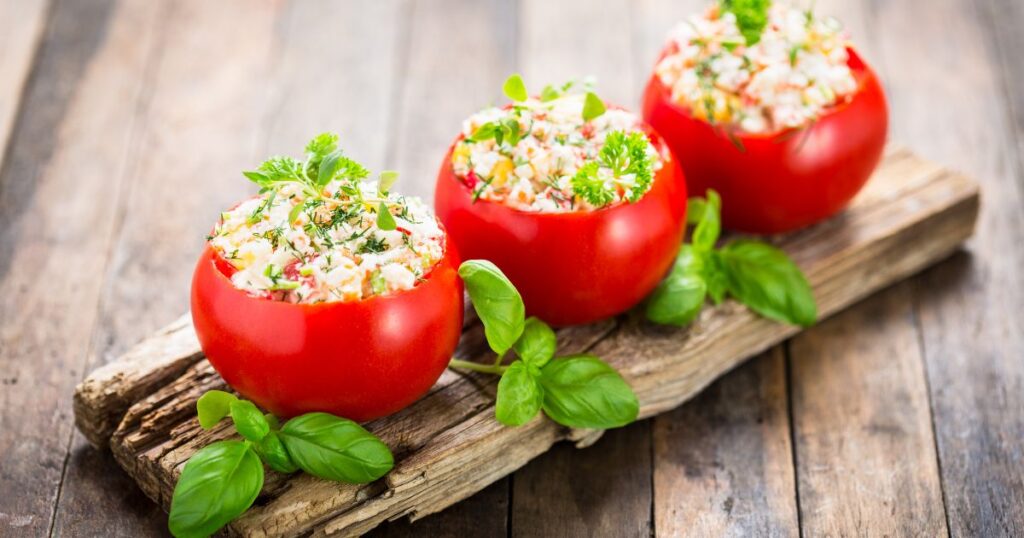 Tomatinhos recheados com creme de gorgonzola