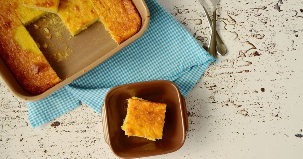 Bolo de mandioca crua