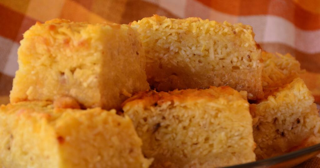 Bolo de mandioca simples